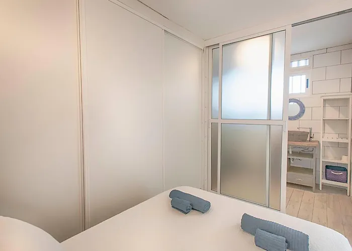 Sailor's Nest * Callao Salvaje