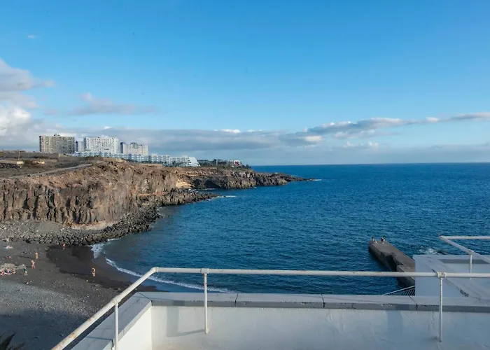 Sailor's Nest Callao Salvaje